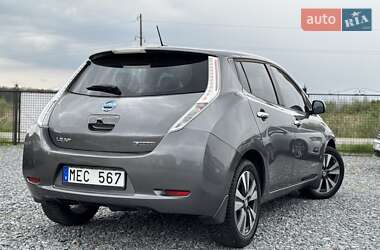 Хэтчбек Nissan Leaf 2015 в 