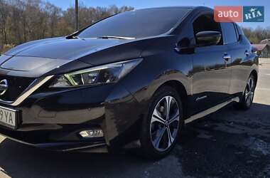 Хэтчбек Nissan Leaf 2018 в 