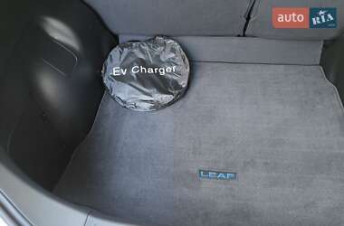 Хэтчбек Nissan Leaf 2021 в 