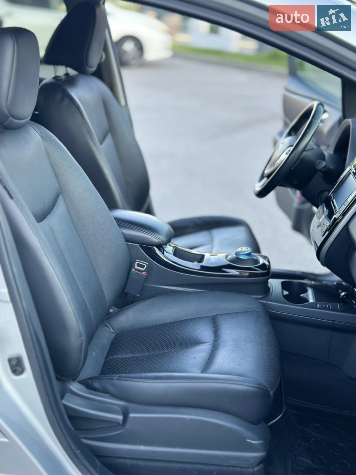 2013 Nissan Leaf - мініатюра 25