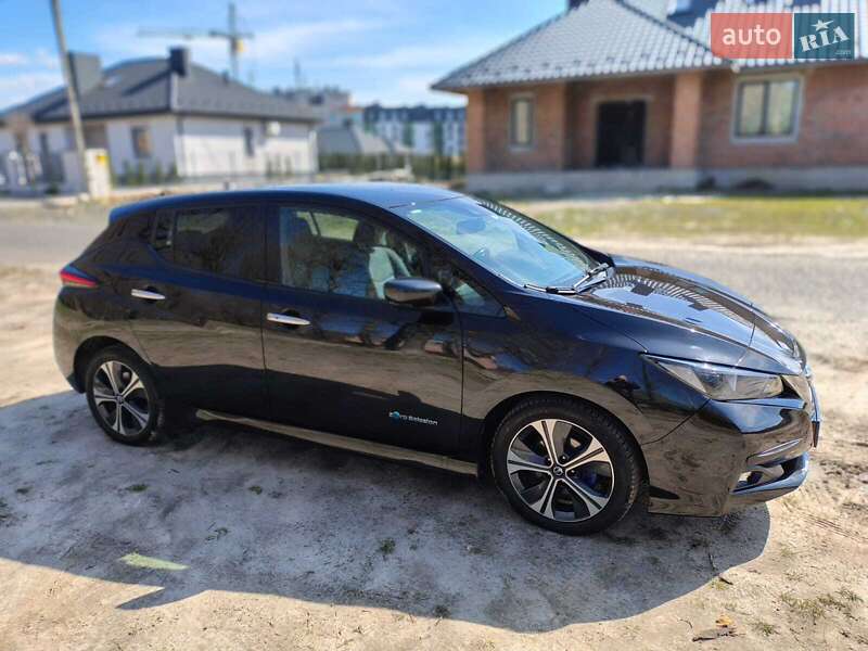 Хэтчбек Nissan Leaf 2018 в Луцке