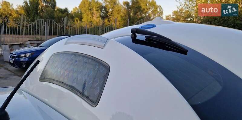 Хэтчбек Nissan Leaf 2016 в Днепре