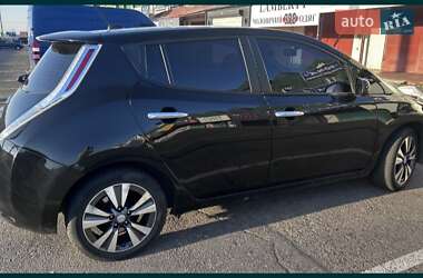 Хэтчбек Nissan Leaf 2014 в 