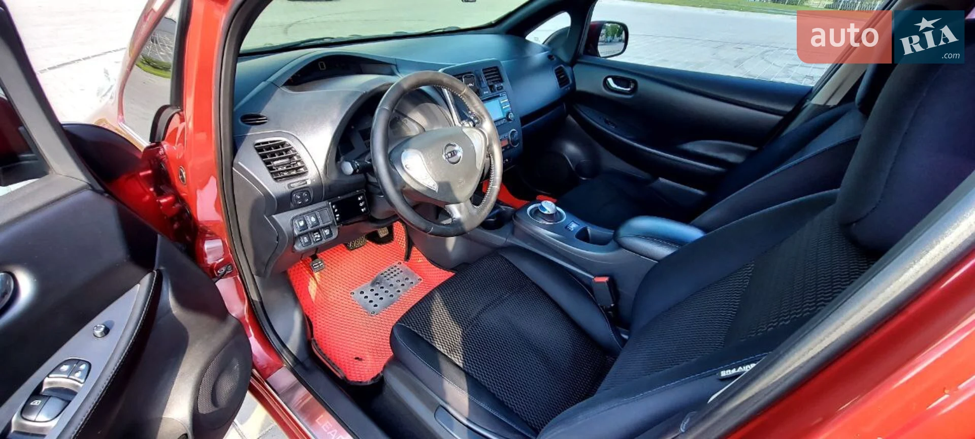 2013 Nissan Leaf - мініатюра 11