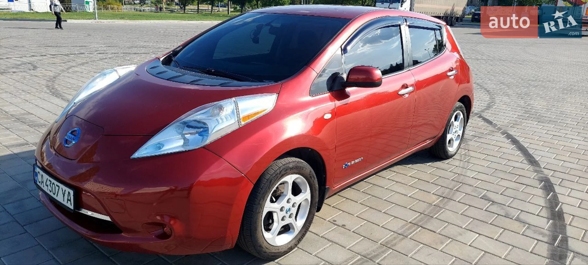 2013 Nissan Leaf - мініатюра 15