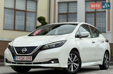 Хетчбек Nissan Leaf 2021 в 