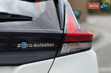 Хетчбек Nissan Leaf 2021 в 