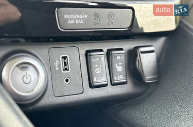 Хетчбек Nissan Leaf 2021 в 