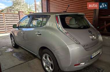Nissan Leaf 2011
