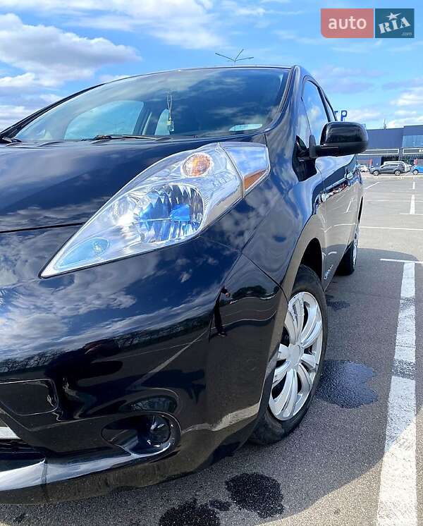 Nissan Leaf 2014