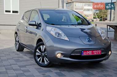 Хэтчбек Nissan Leaf 2017 в 