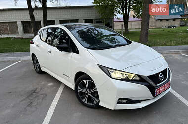 Хэтчбек Nissan Leaf 2020 в Дубно