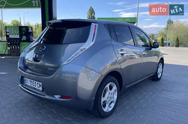Хетчбек Nissan Leaf 2014 в 