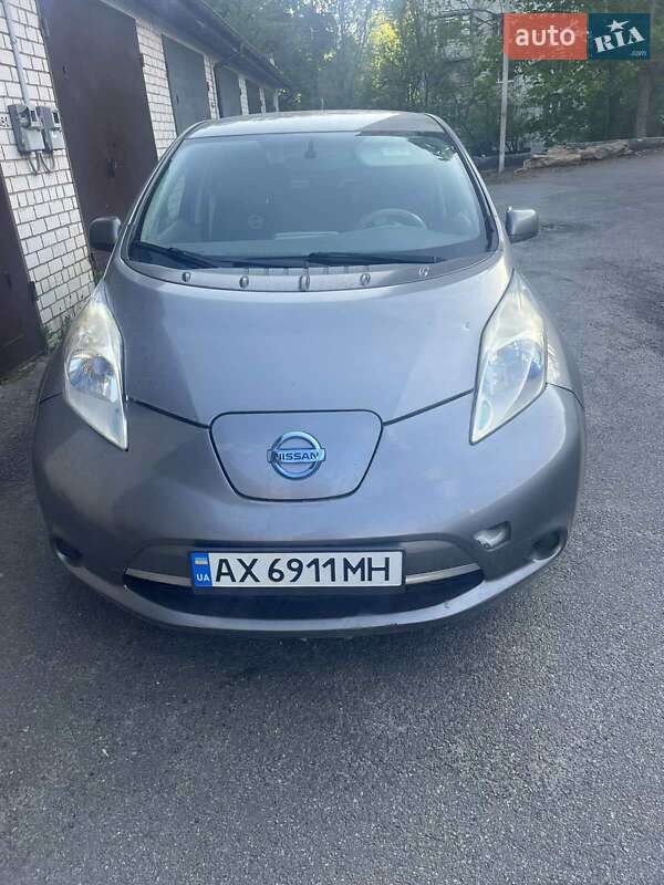 Nissan Leaf 2014