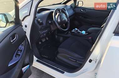 Хетчбек Nissan Leaf 2014 в 