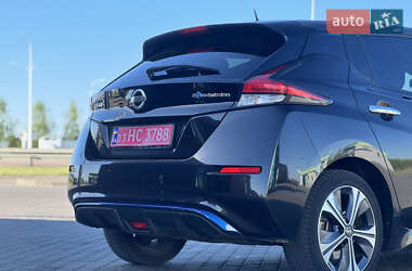 Хэтчбек Nissan Leaf 2018 в 