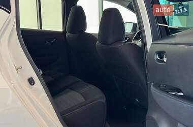 Хетчбек Nissan Leaf 2020 в 