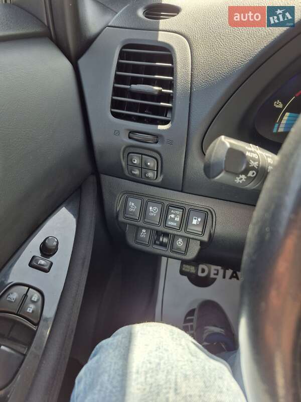 Хэтчбек Nissan Leaf 2014 в Луцке