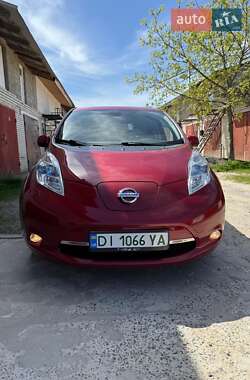 Хетчбек Nissan Leaf 2015 в Яворові