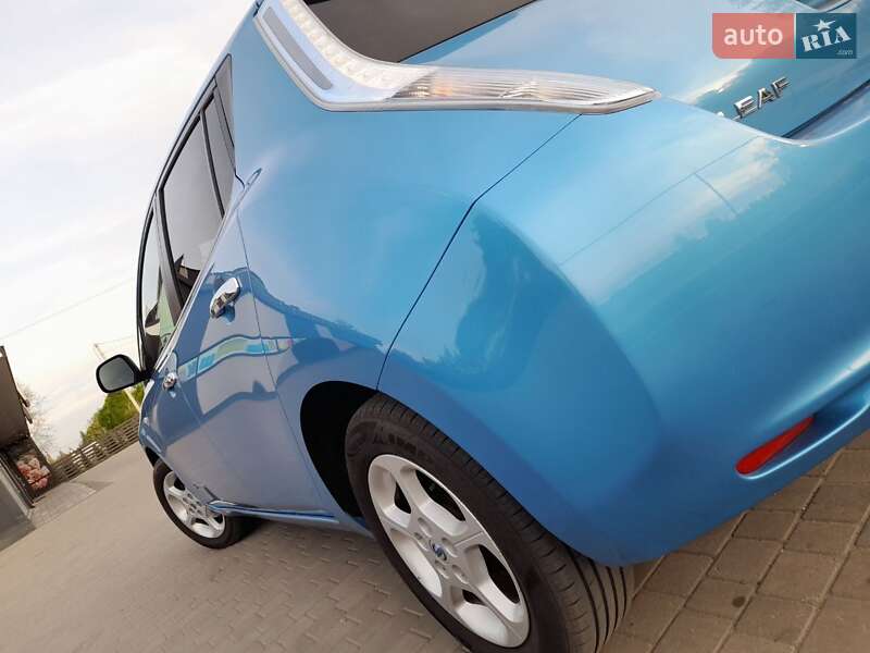 Хэтчбек Nissan Leaf 2012 в Любомле фото 16 Хэтчбек Nissan Leaf 2012 в Любомле