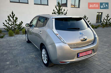 Хетчбек Nissan Leaf 2014 в 