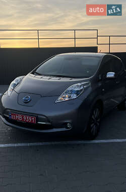 Хэтчбек Nissan Leaf 2013 в Ровно