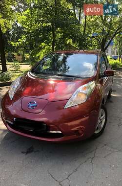 Хетчбек Nissan Leaf 2014 в Рівному