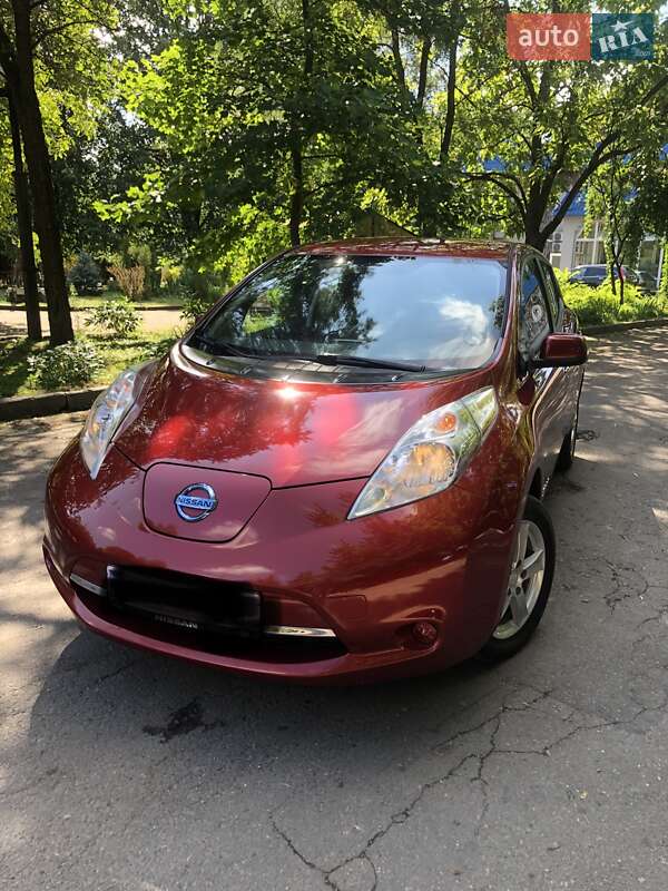 Nissan Leaf 2014