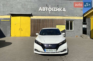 Хетчбек Nissan Leaf 2022 в Києві