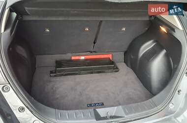 Хэтчбек Nissan Leaf 2018 в 