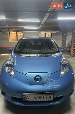 Хетчбек Nissan Leaf 2012 в Івано-Франківську