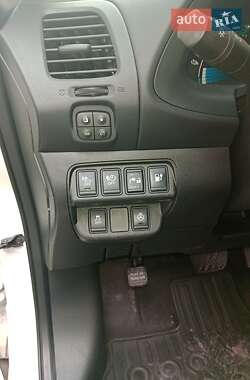 Хэтчбек Nissan Leaf 2013 в 
