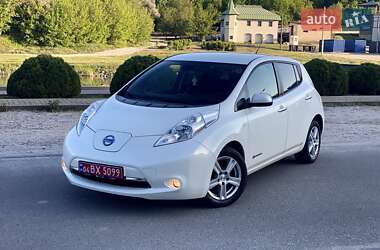 Хэтчбек Nissan Leaf 2014 в Днепре