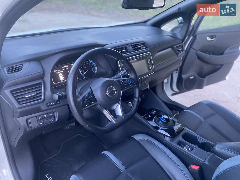 Хетчбек Nissan Leaf 2018 в Житомирі