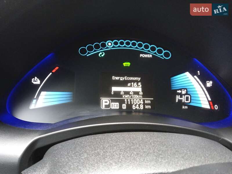 Хэтчбек Nissan Leaf 2015 в Тернополе