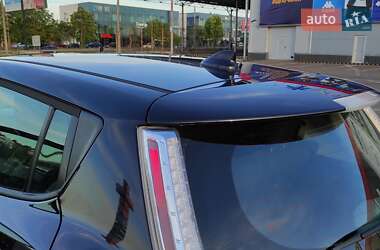 Хэтчбек Nissan Leaf 2014 в 