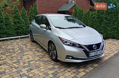 Хэтчбек Nissan Leaf 2019 в Киеве