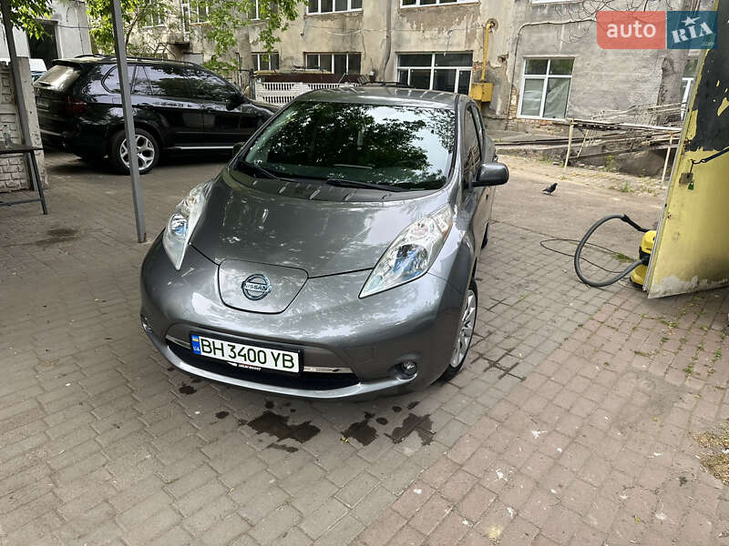 Nissan Leaf 2014