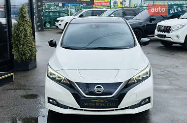 Хетчбек Nissan Leaf 2018 в 