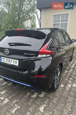 Хэтчбек Nissan Leaf 2019 в 