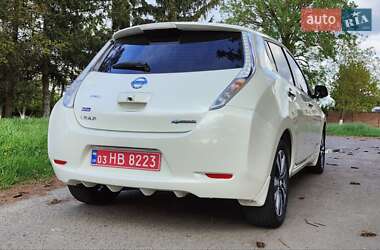 Хетчбек Nissan Leaf 2017 в 