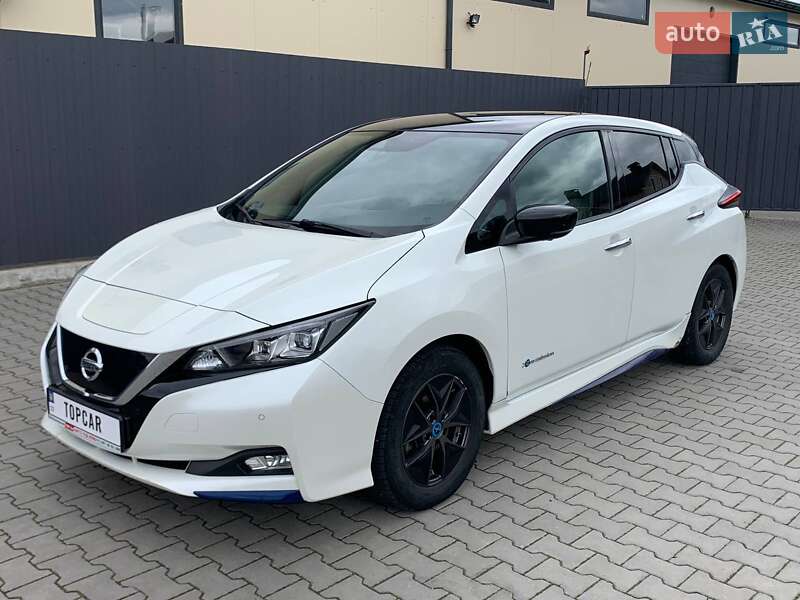Хетчбек Nissan Leaf 2018 в 