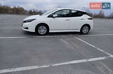 Хетчбек Nissan Leaf 2021 в 