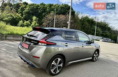 Хетчбек Nissan Leaf 2019 в 