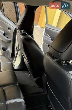 Хэтчбек Nissan Leaf 2020 в 