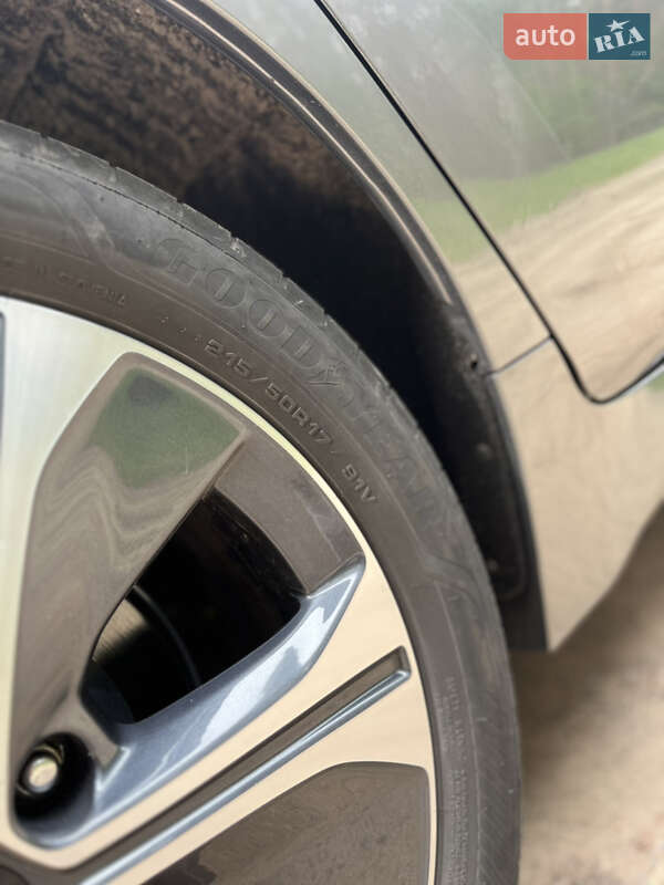 Хетчбек Nissan Leaf 2019 в Бердичеві
