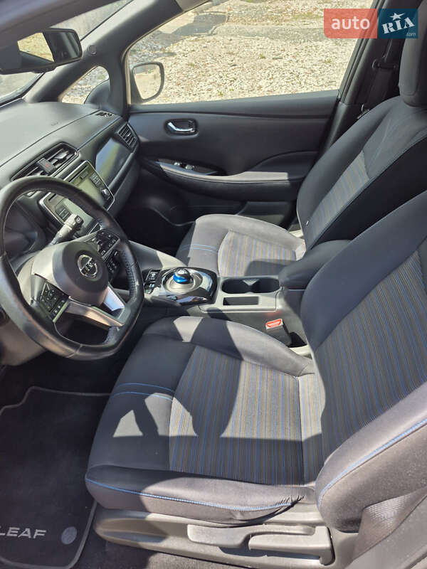 Хетчбек Nissan Leaf 2018 в Львові