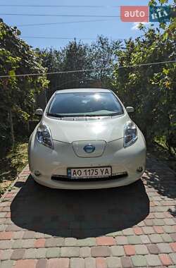 Хетчбек Nissan Leaf 2011 в Ужгороді