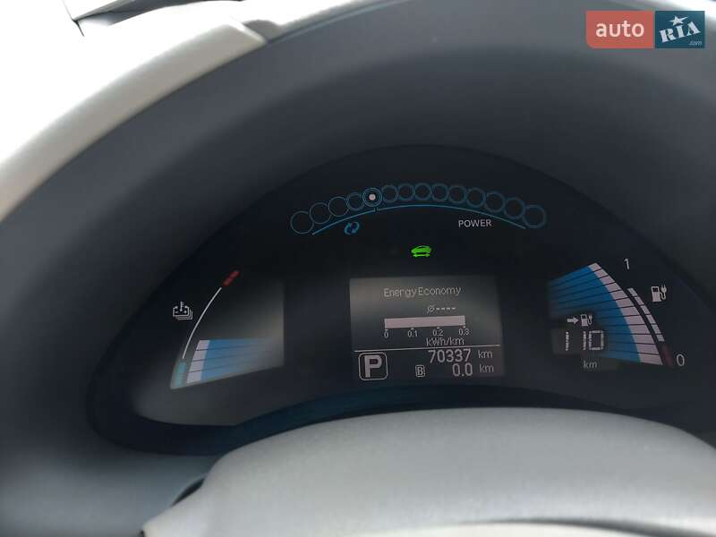Хетчбек Nissan Leaf 2012 в Білгороді-Дністровському