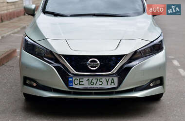 Хетчбек Nissan Leaf 2018 в 